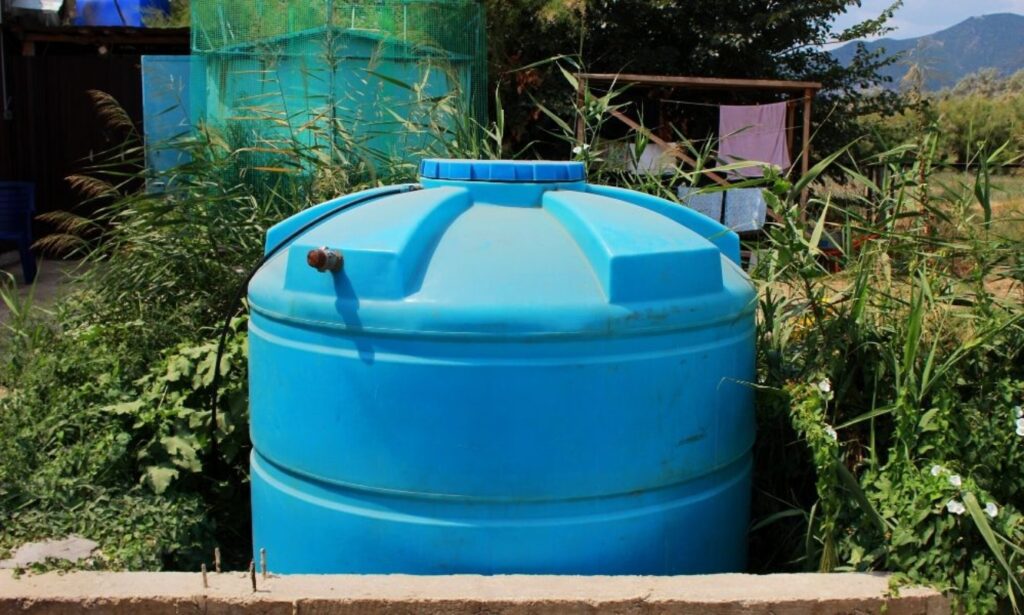 Why Did Most of The Water Tanks Used To Be Black
